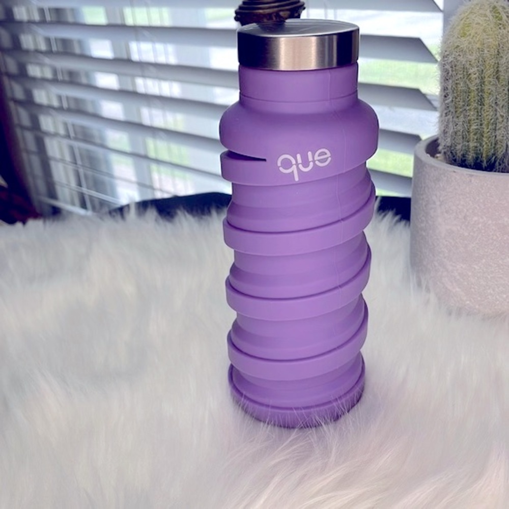 QUE Collapsable Water Bottle